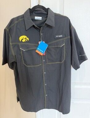 NWT Men’s Columbia Omni-Shade Sun Protection Shirt University of Iowa Size M